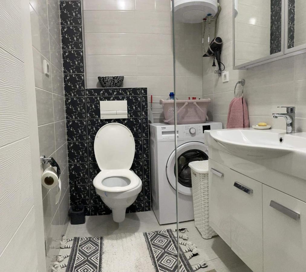 Apartman Sims Bijeljina Exterior photo